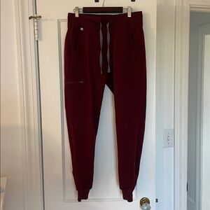 Burgundy figs jogger
